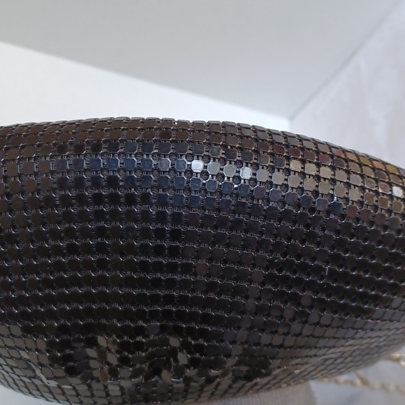 Metal Mesh Black Evening Purse - Picture 4 of 8